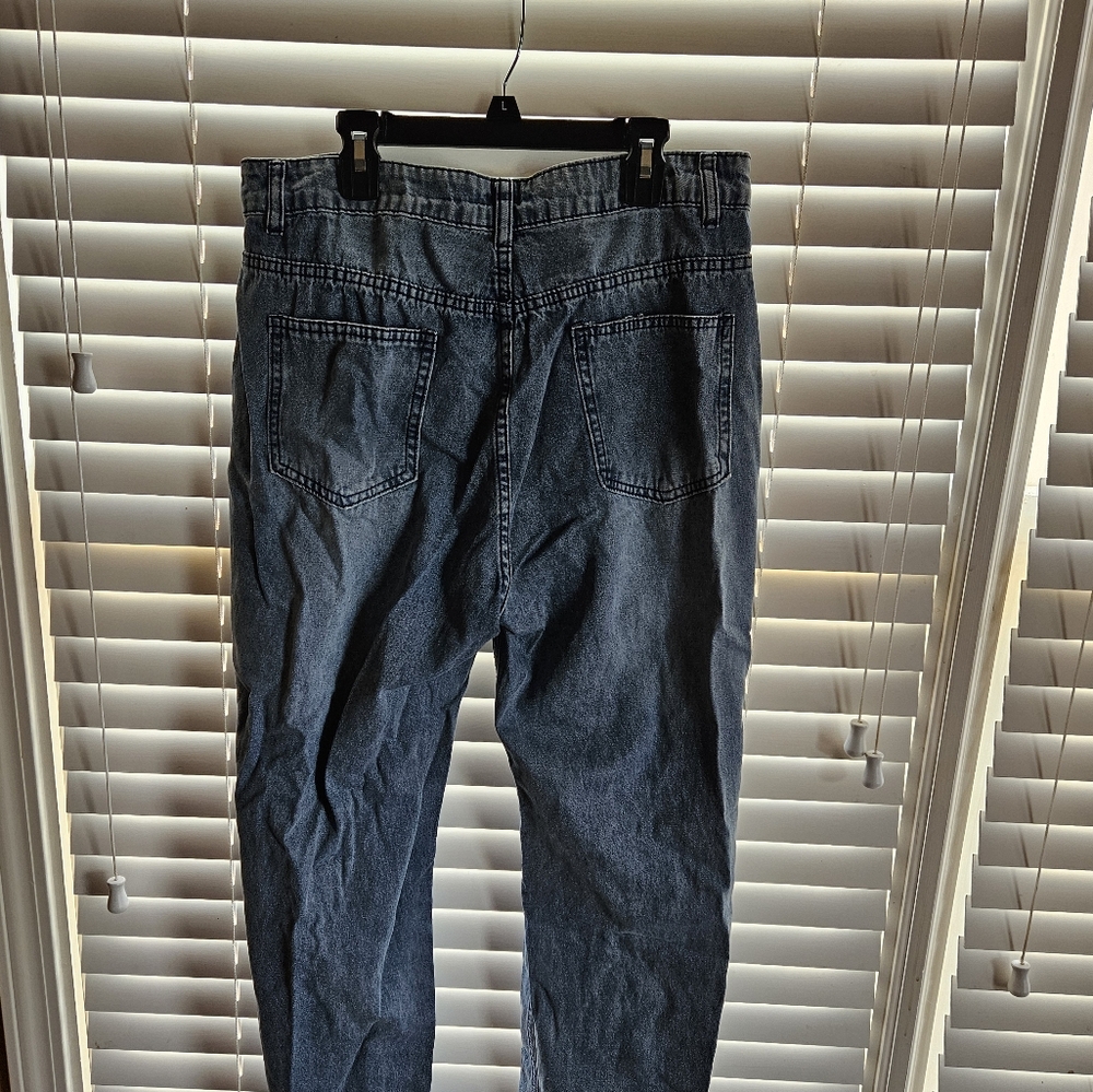 Fredrick distressed jeans